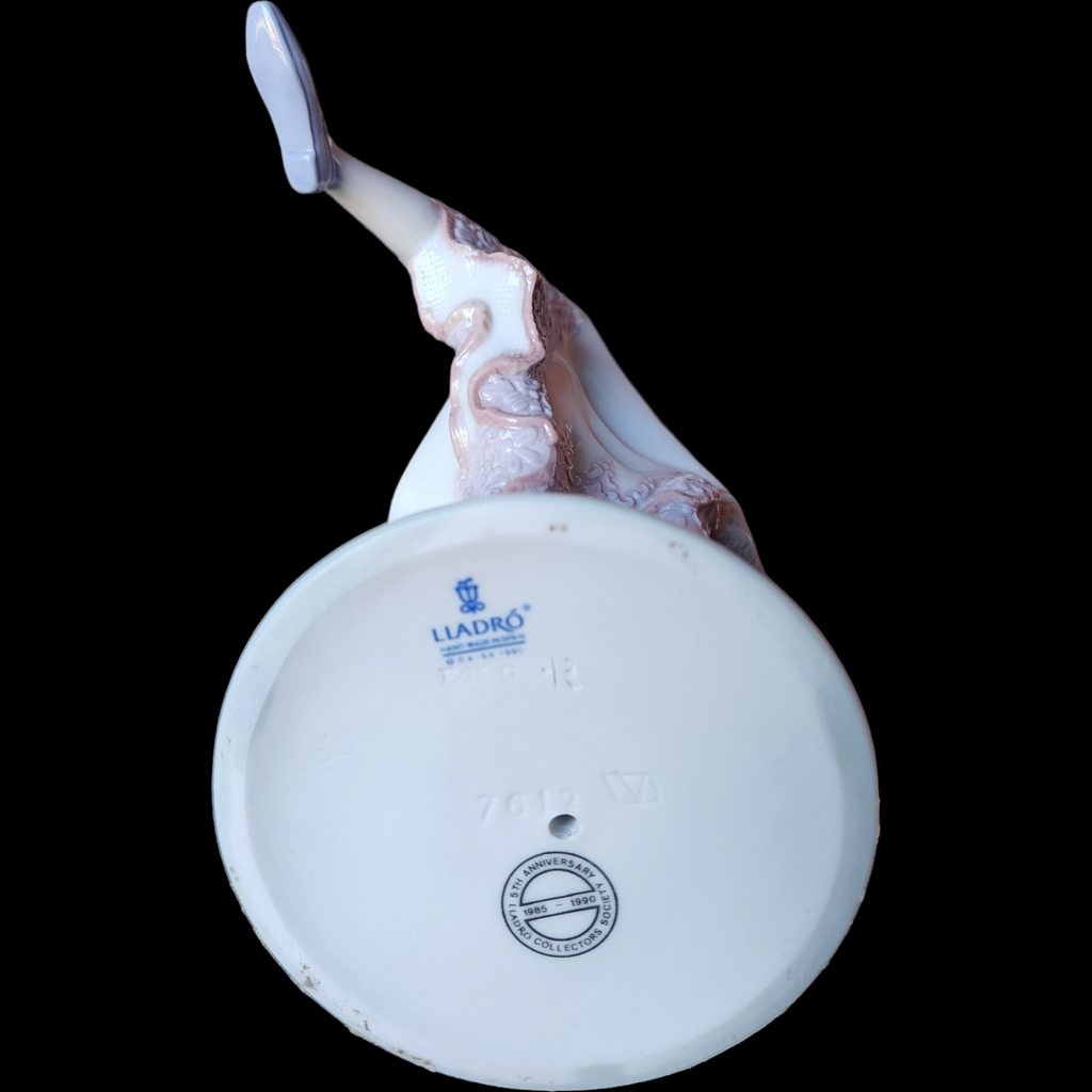 Lladro Collector Society Figurines Picture Perfect 5th Anniversary Figurine Collectible Boxed
