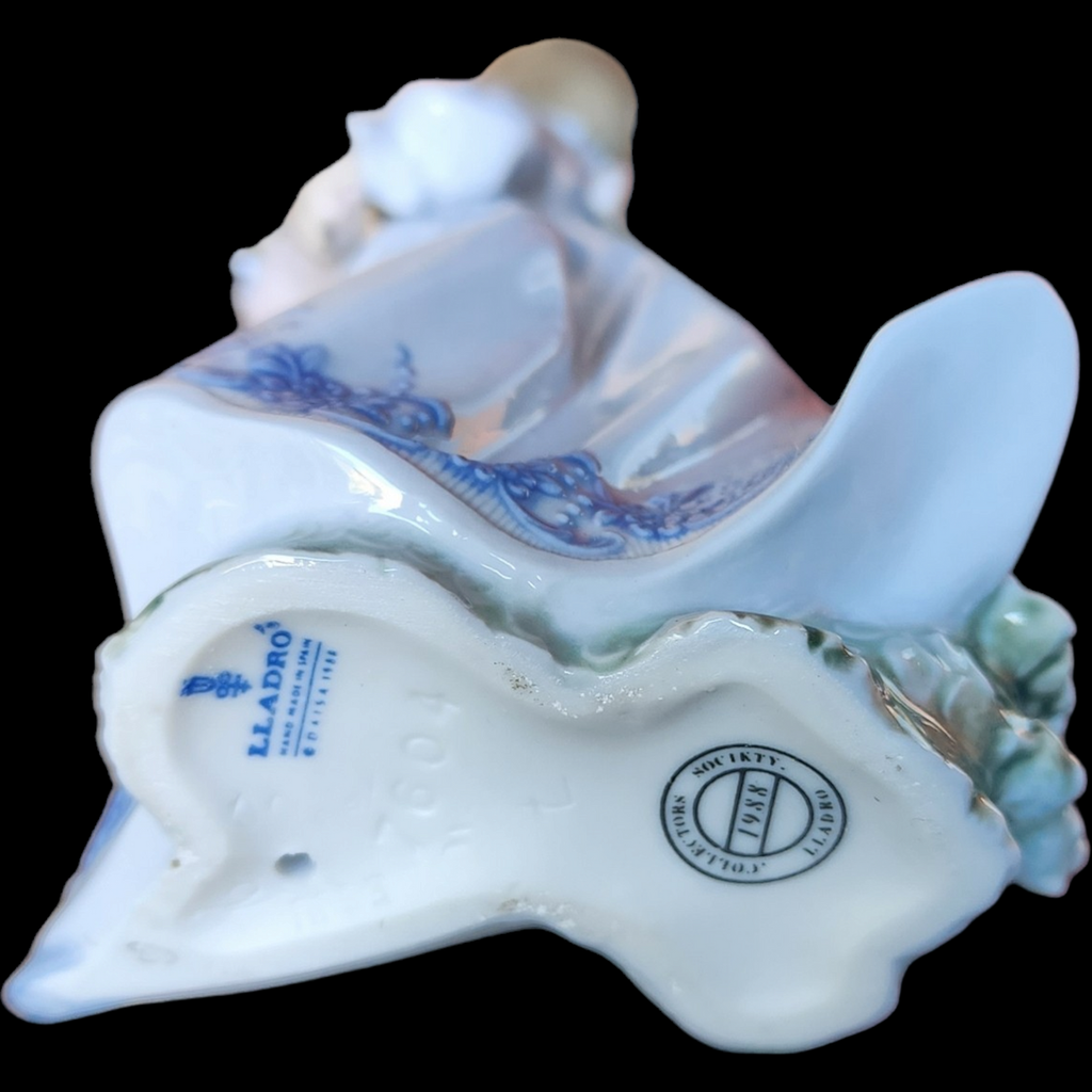 Lladro Collector Society Figurines School Days Figurine Collectible Boxed