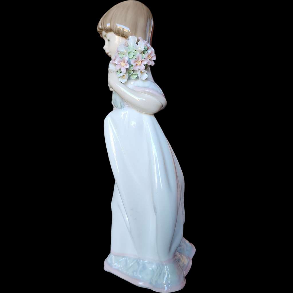 Lladro Collector Society Figurines Spring Bouquets Figurine Collectible Boxed