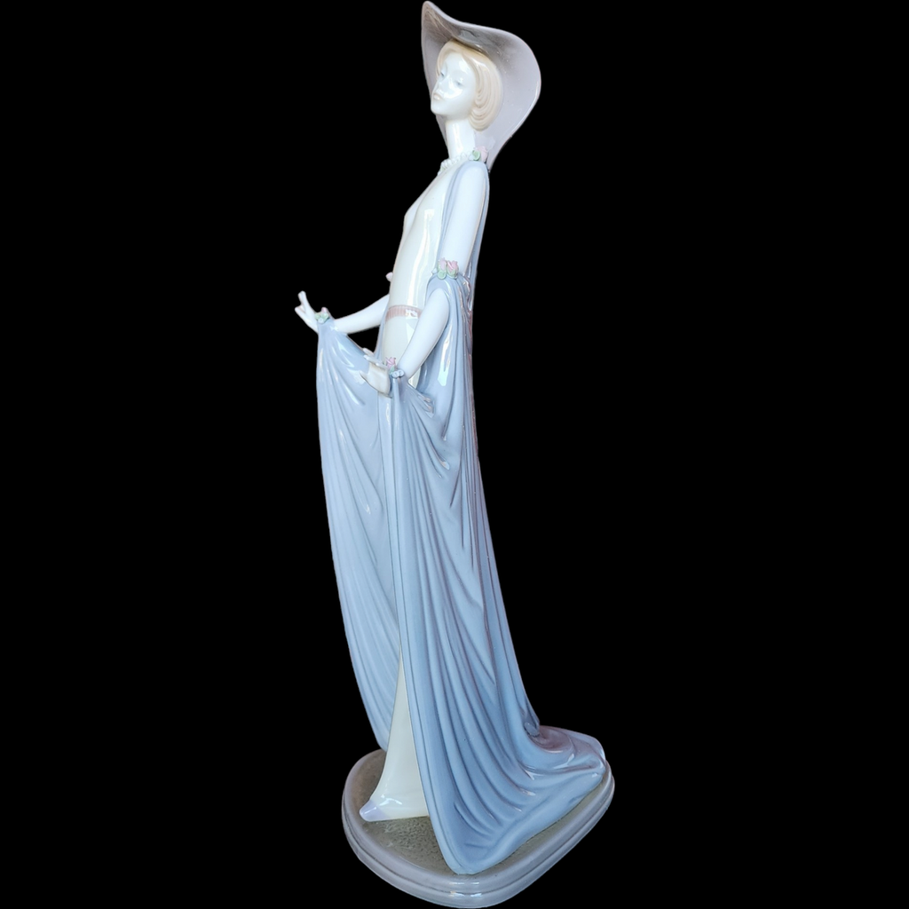 Lladro Elegant Ladies Afternoon Tea Dama Montecarlo Gloss Figurine Collectible Boxed