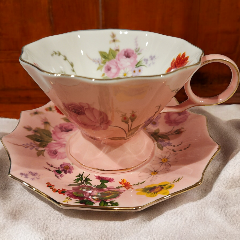 Meritage Pink and Gold Cabbage Roses Cup & Saucer Set