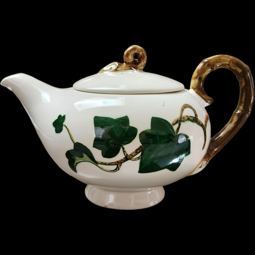 Metlox Poppytrail Vernon California Ivy Teapot & Lid