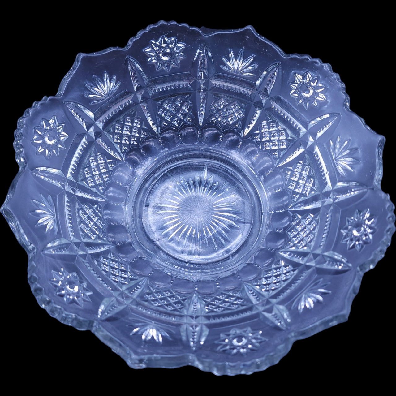 Model Flint Banded Star and Fan Clear Round Bowl