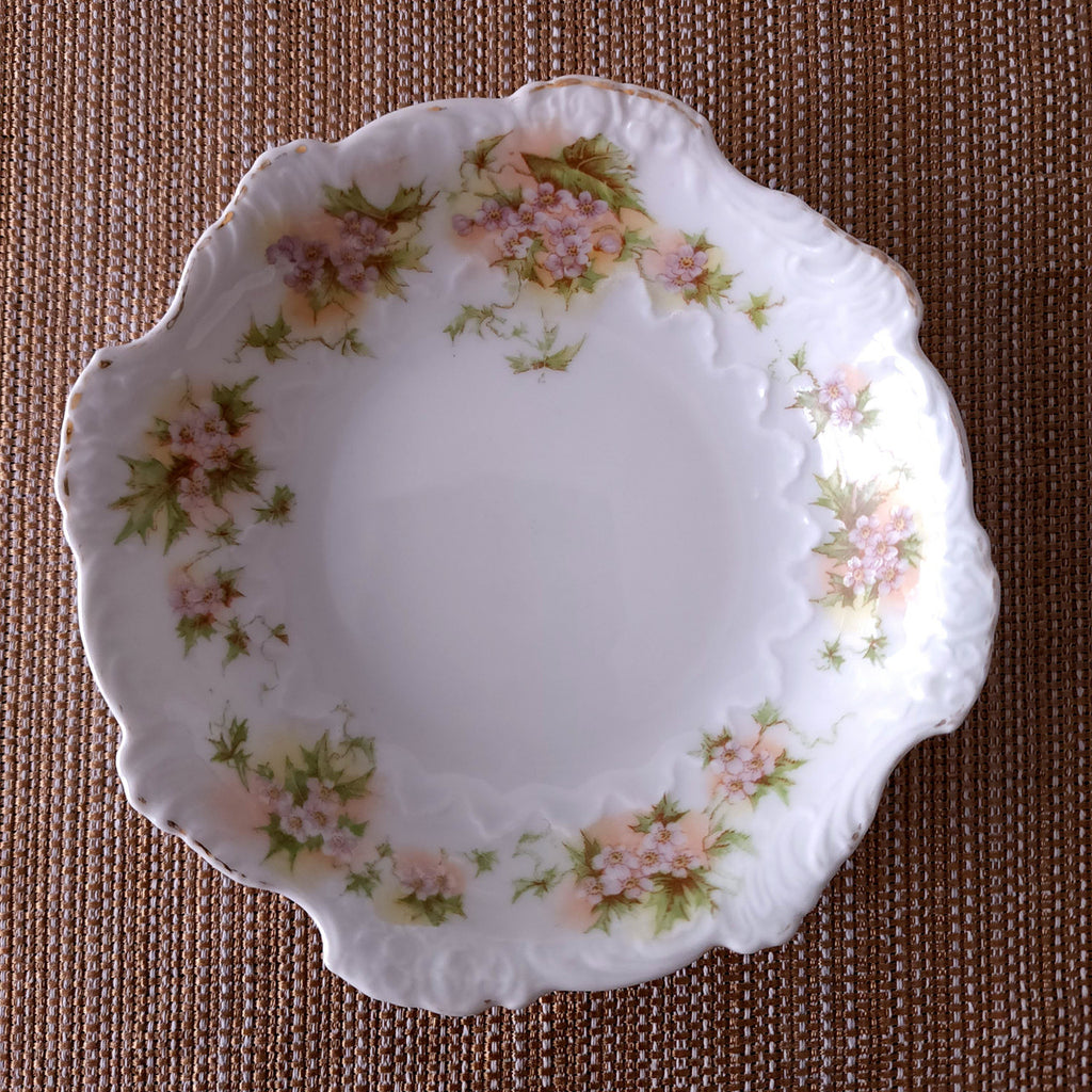 OHME HERMANN Purple & White Flowers, Scalloped Fruit/Dessert/Sauce Bowl