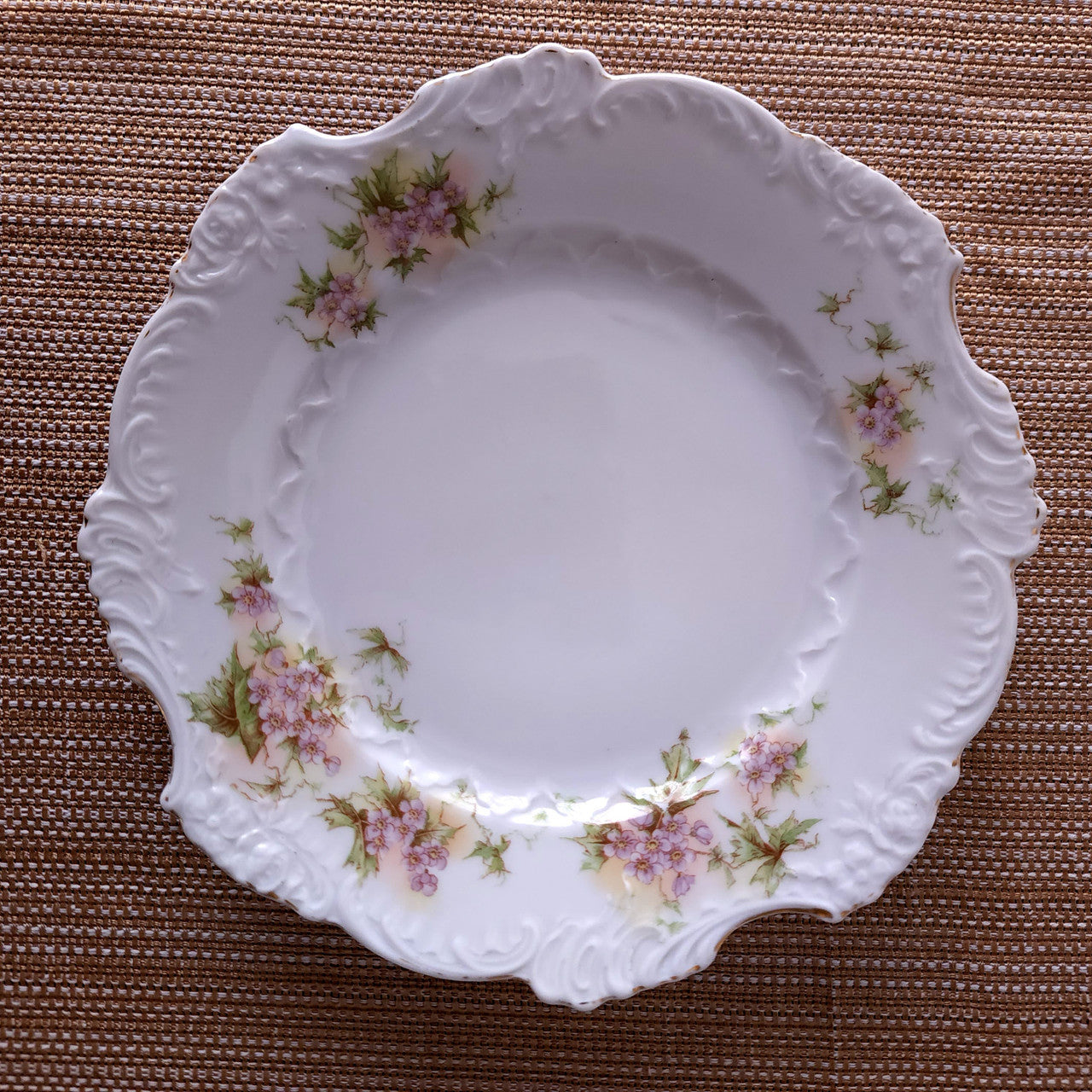 OHME HERMANN Purple & White Flowers, Scalloped Salad Plate