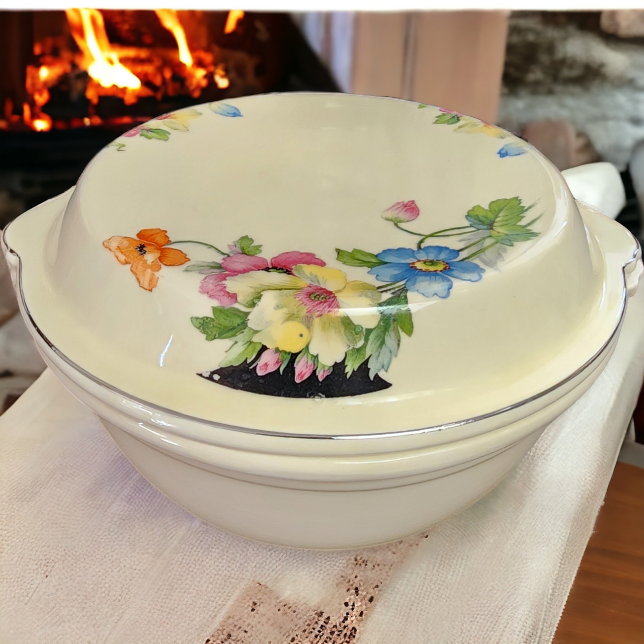 Paden City Pottery The Princess Multicolor Flowers Round Covered Vegetable Bowl