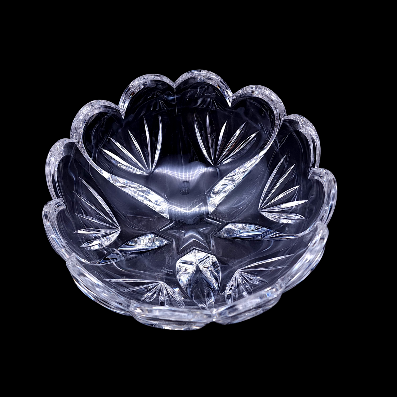 7 3/4" WATERFORD CRYSTAL Marquis Collection Sweet Memories Round Bowl