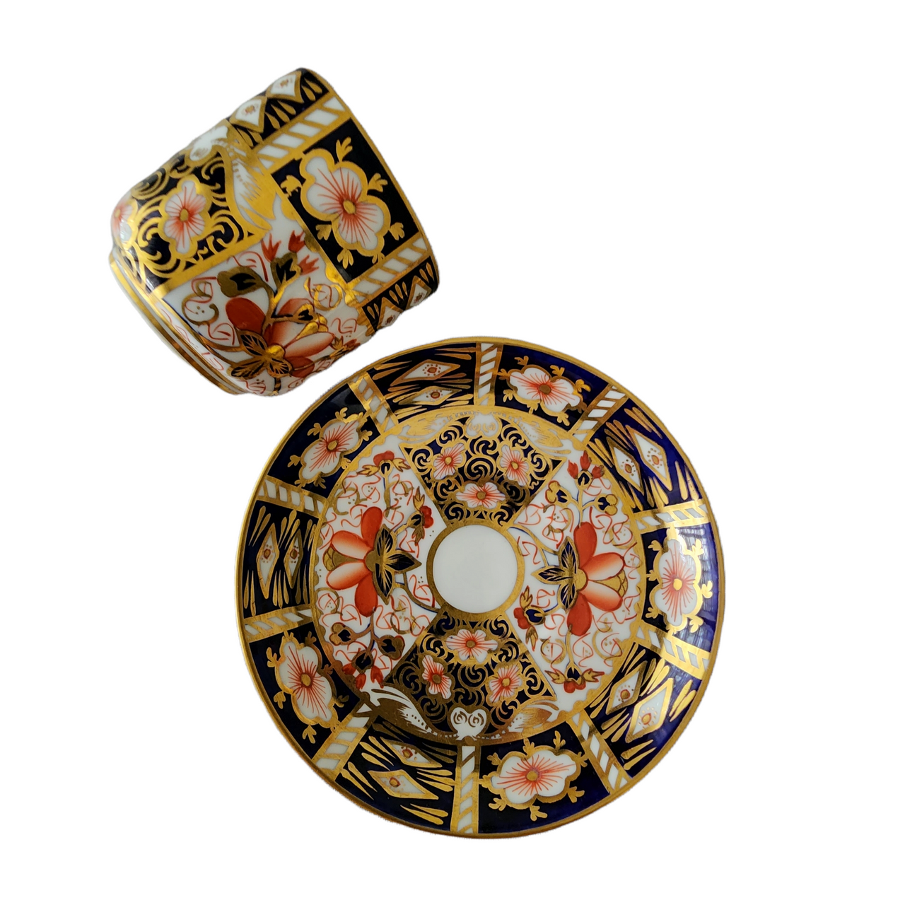 ROYAL CROWN DERBY Traditional Imari Flat Cup & Saucer Set