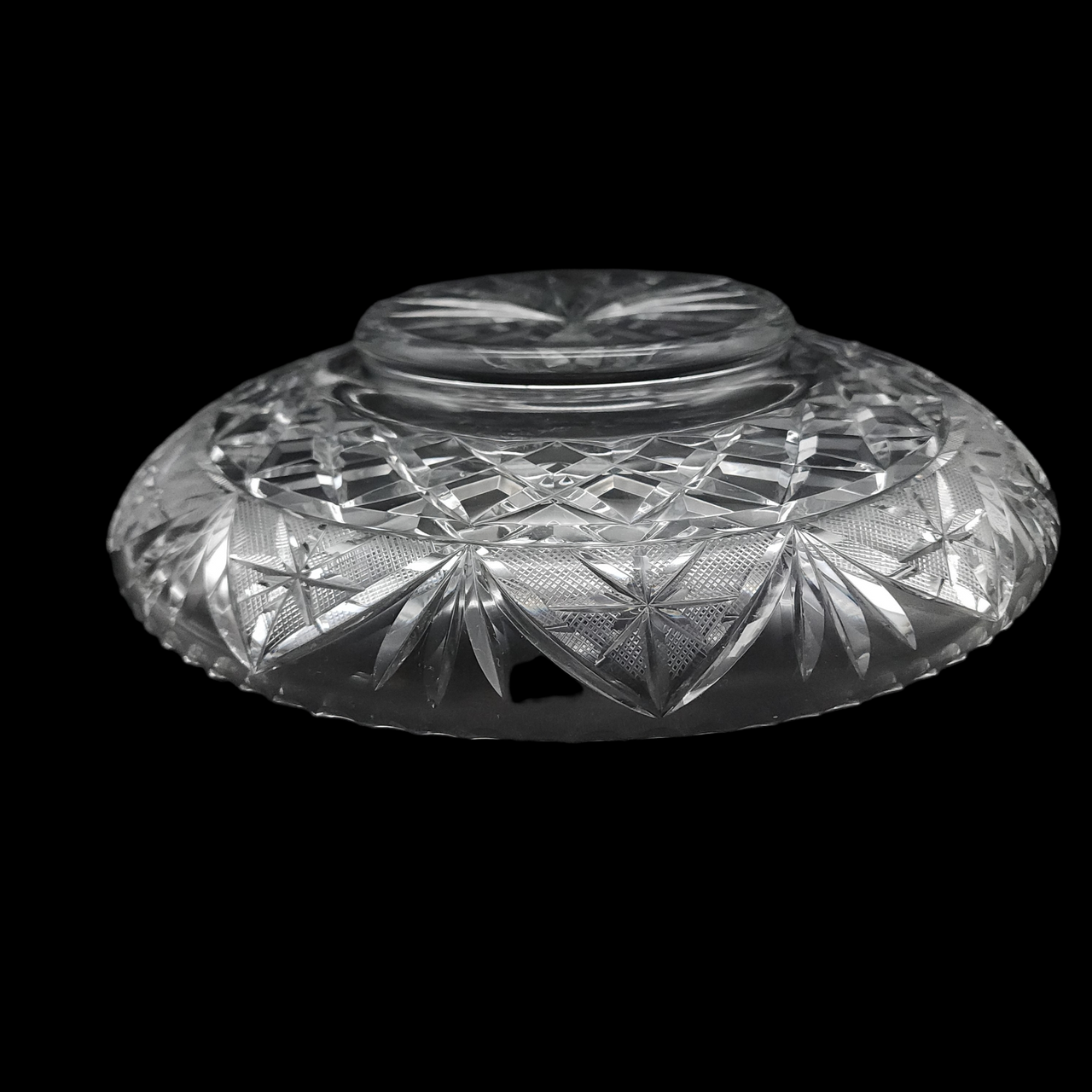 Godinger Shannon Collection Criss Cross Round Tray/Bowl No Dome