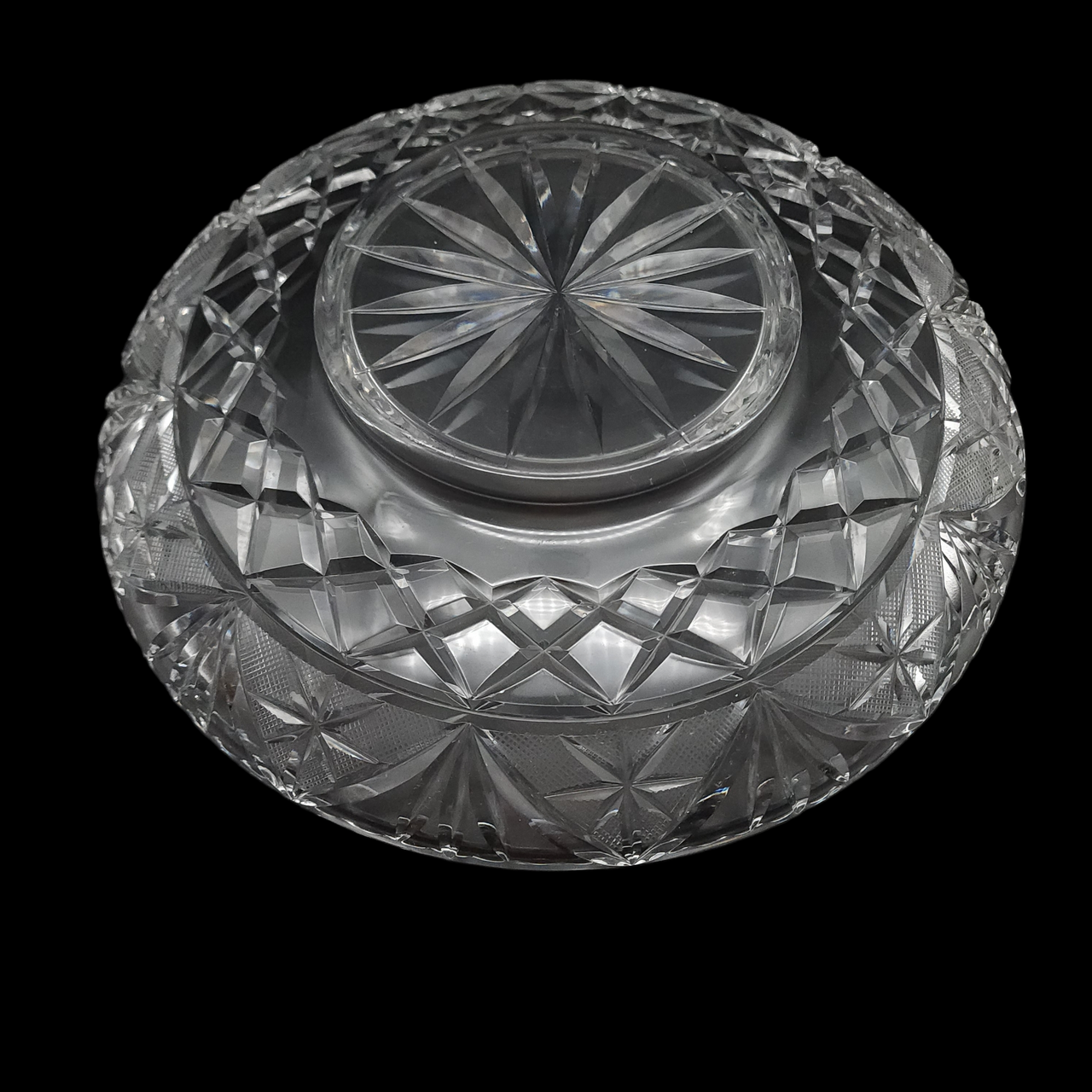 Godinger Shannon Collection Criss Cross Round Tray/Bowl No Dome