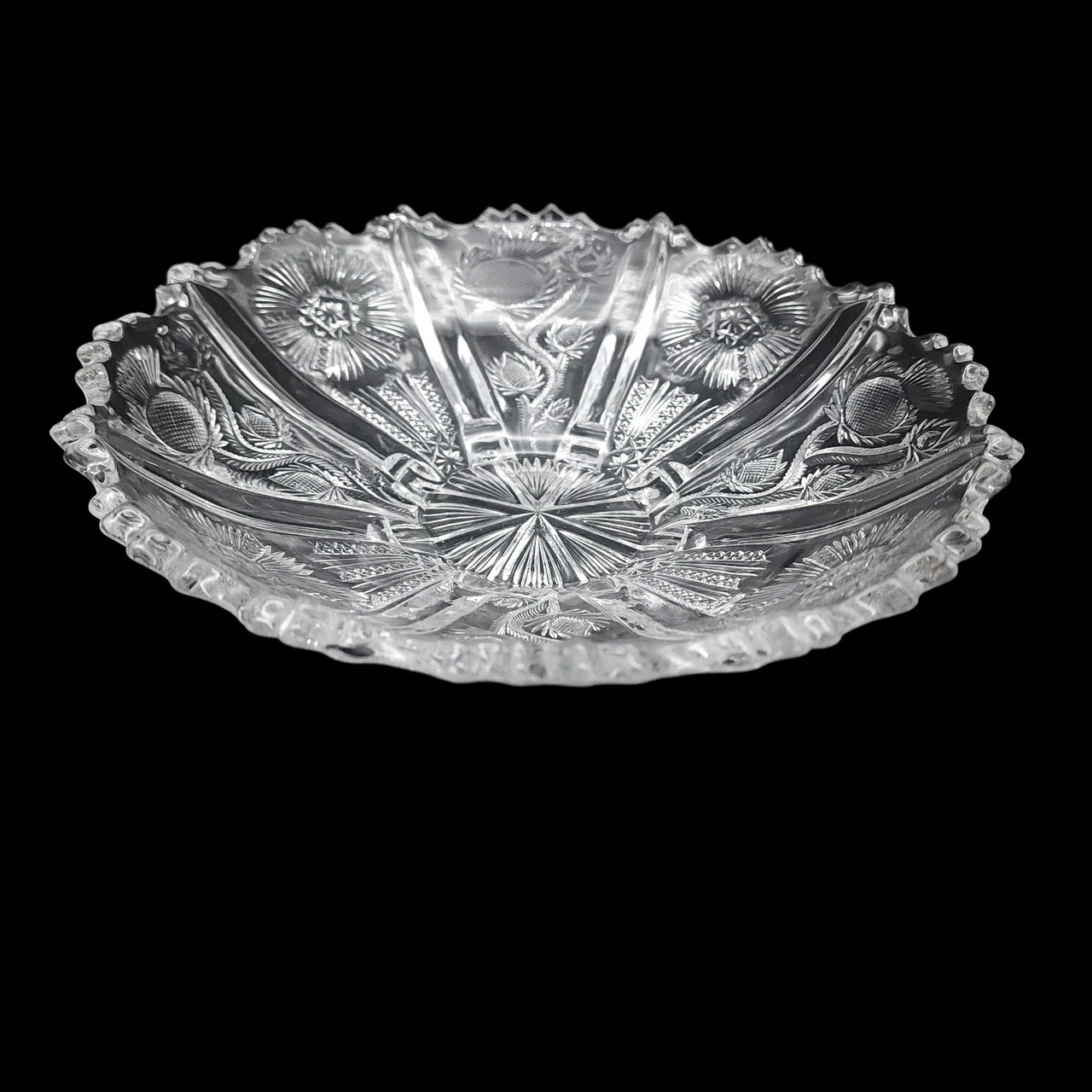 9" HIGBEE Panelled Thistle  8-Toed Shallow Bowl
