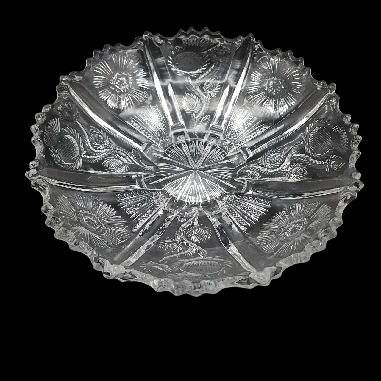 9" HIGBEE Panelled Thistle  8-Toed Shallow Bowl