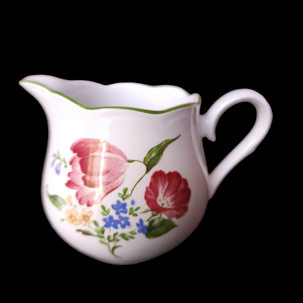 Nikko Provincial Designs Biarritz Floral Creamer