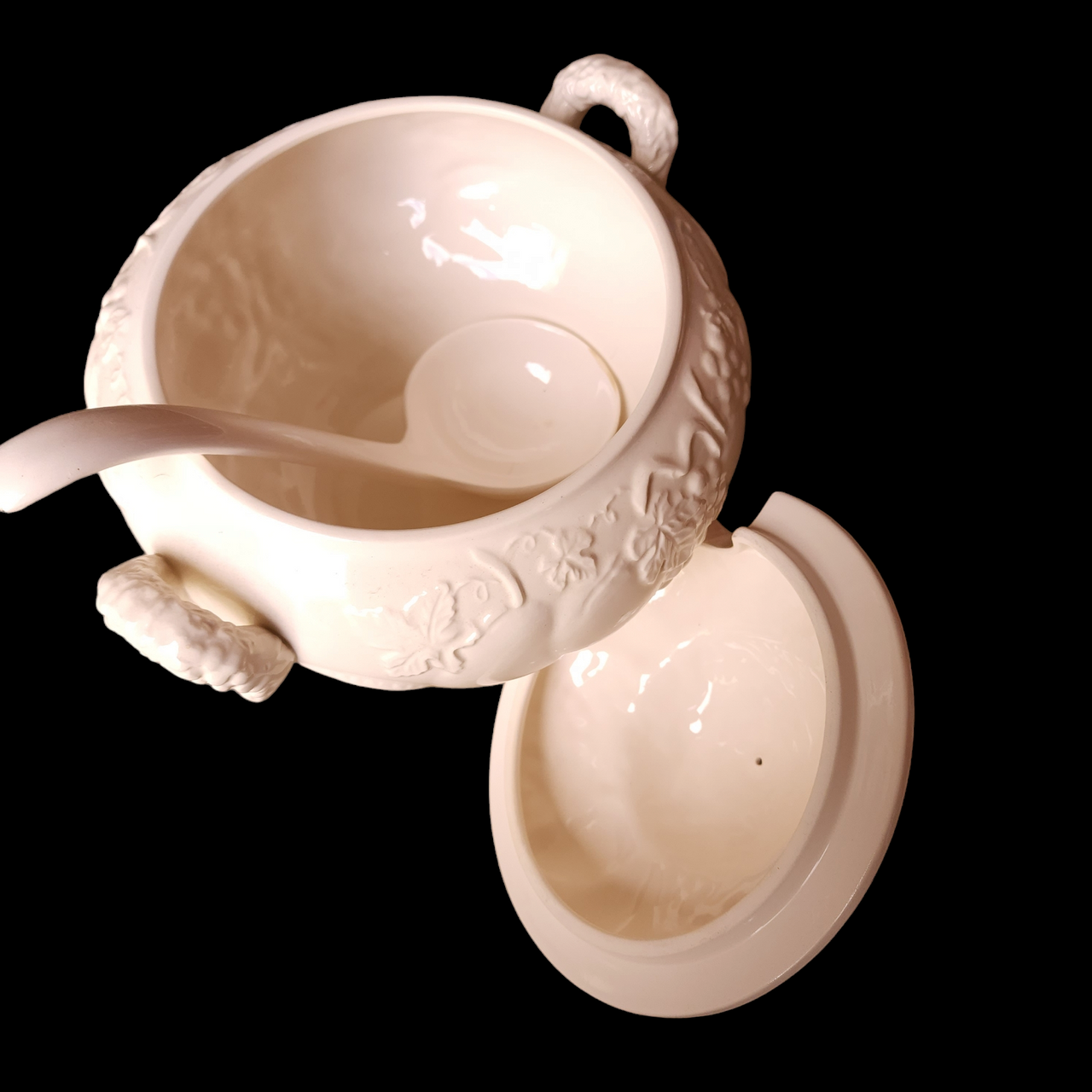Gibson Designs Embossed Fruit Soup Tureen and Ladle