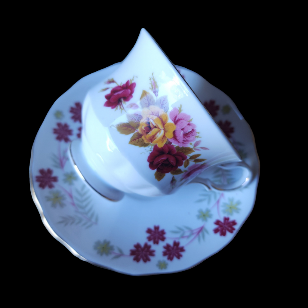 Queen Anne Bone China Footed Cup & Saucer Set 8638