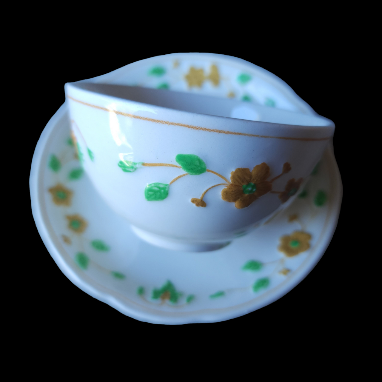 Wedgwood Lolita Orange Flowers, Green Leaves, Embossed