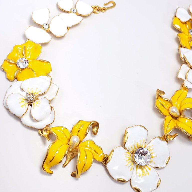KJL Kenneth Jay Lane Flower Necklace Yellow White Enamel Faux Pearl & Crystals