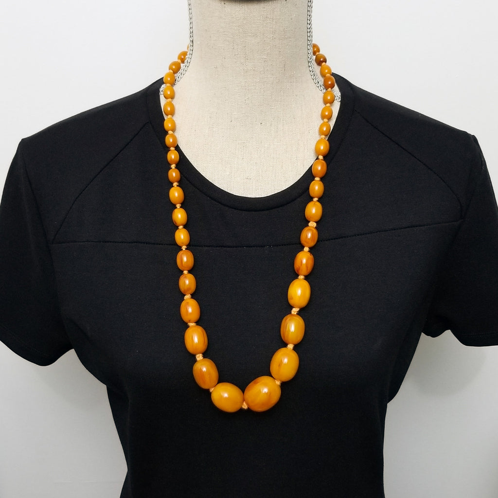 Vintage Butterscotch Amber Bakelite 29" Graduated Bead Necklace