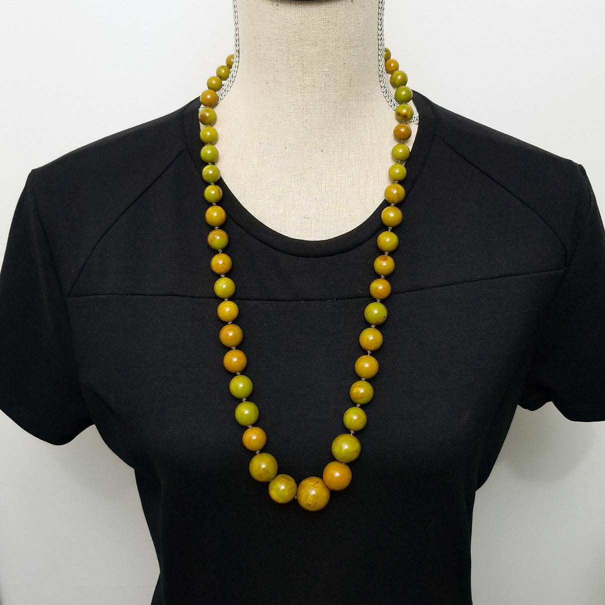 Apple Green Marbled Bakelite 29" Graduated Bead Necklace
