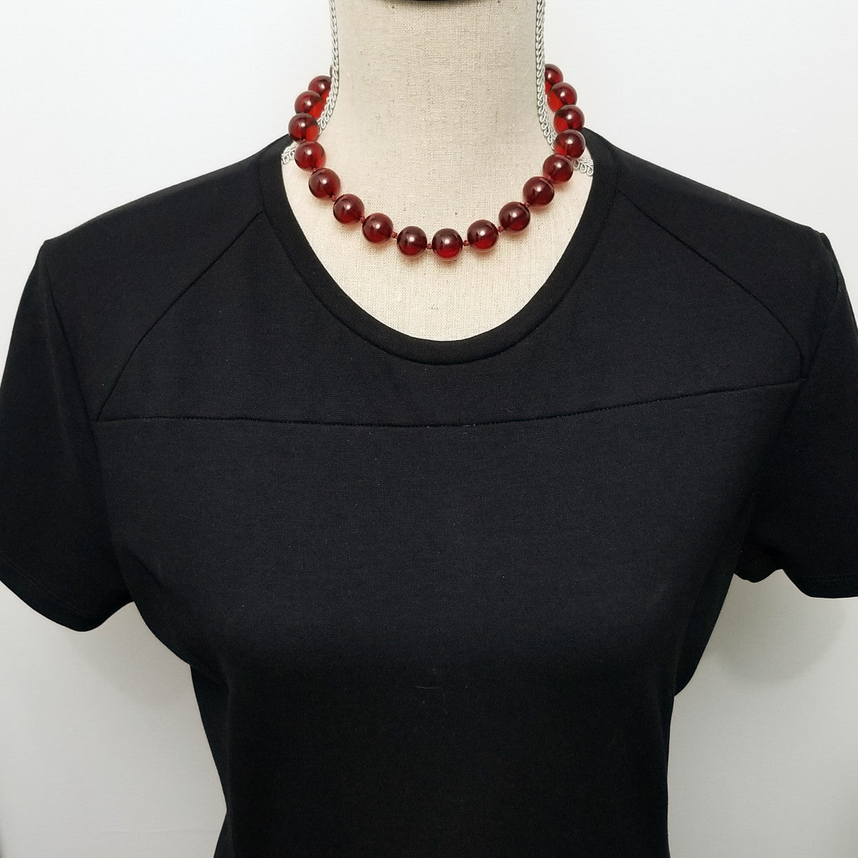Red Cherry Amber Bakelite 16" Round Bead Choker Necklace