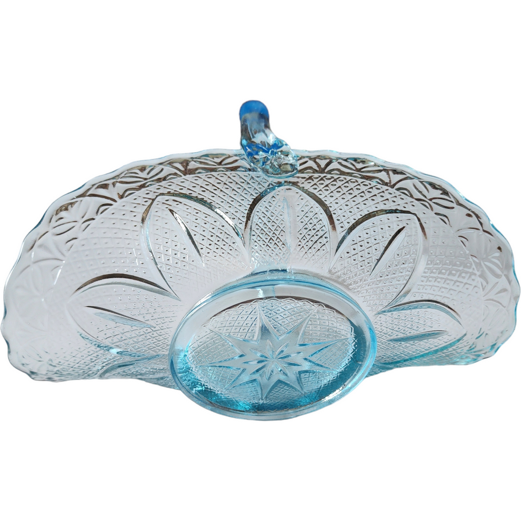 Princess House Capri Blue Textured Sandwich 7" Basket