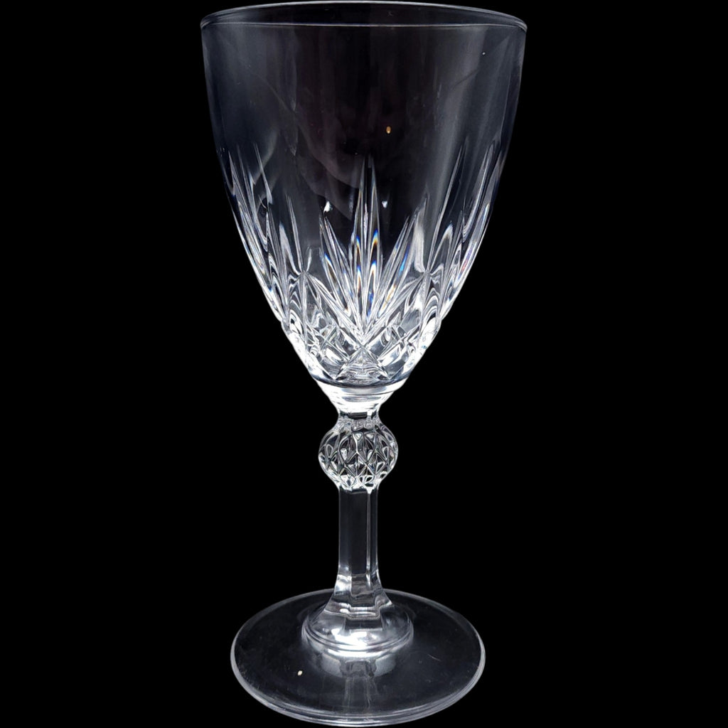 RCR Royal Crystal Rock Linea Gala Cut Crystal Wine Glass