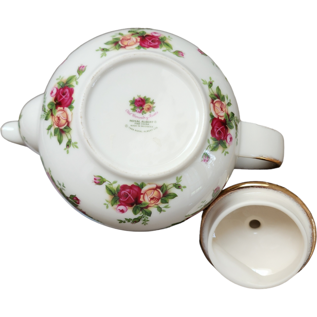 Royal Albert Old Country Roses Teapot & Lid