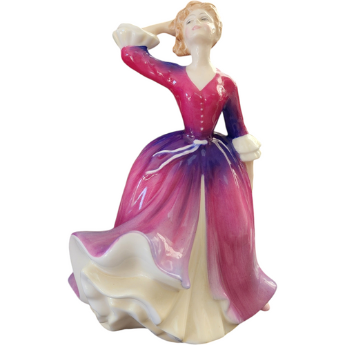 Royal Doulton Pretty Petites Ladies Melissa Figurine HN2467 No Box