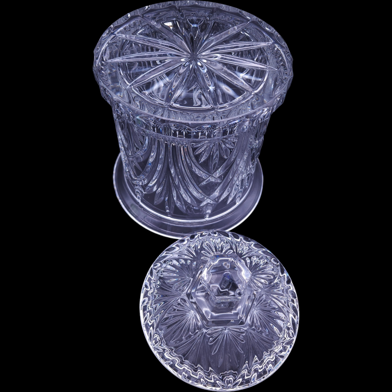 Royal Limited Crystal Hand Cut 24% Lead Crystal Heavy Weight Biscuit Barrel & Lid