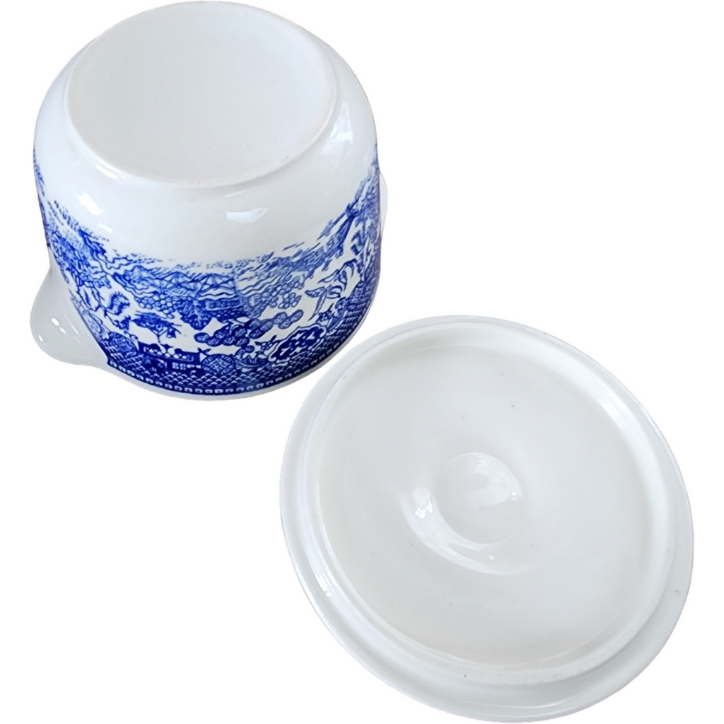 Royal USA Blue Willow Sugar Bowl & Lid