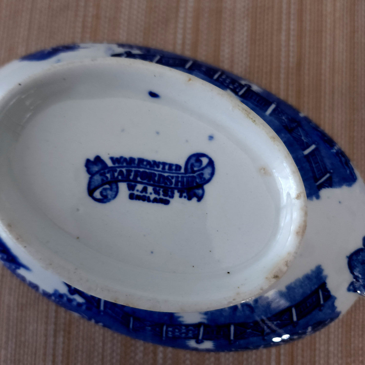 STAFFORDSHIRE Blue Willow Gravy Boat