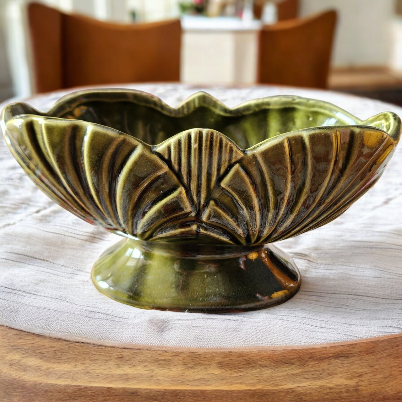 Shawnee Pottery Olive Green Planter