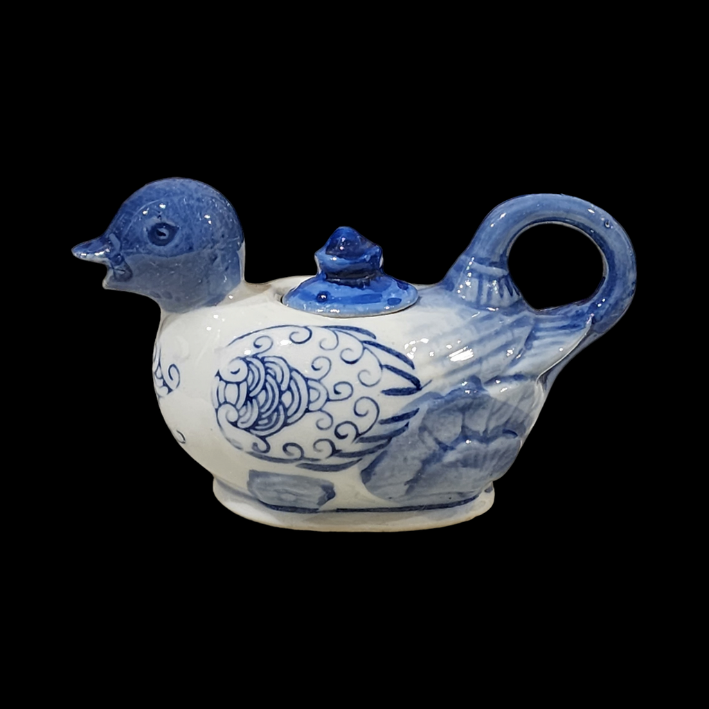  Small Blue & White Porcelain Duck Creamer With Lid