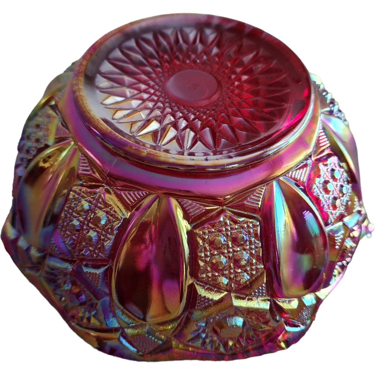 Smith Glass Quintec Ruby Carniva Round Crimped Bowl