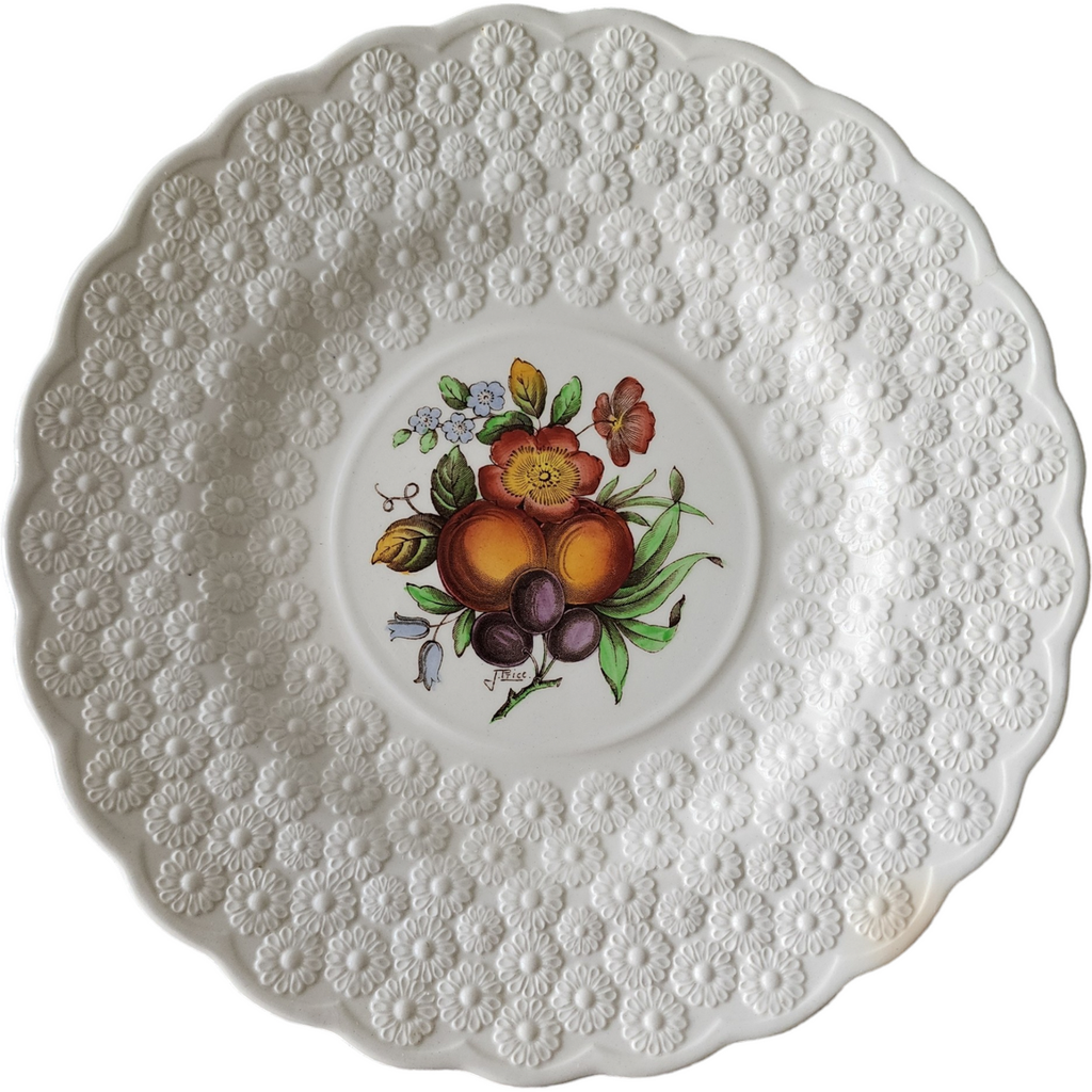 Spode Alden Fruit Centers, Daisy Embossed Rim Luncheon Plates Set of 6
