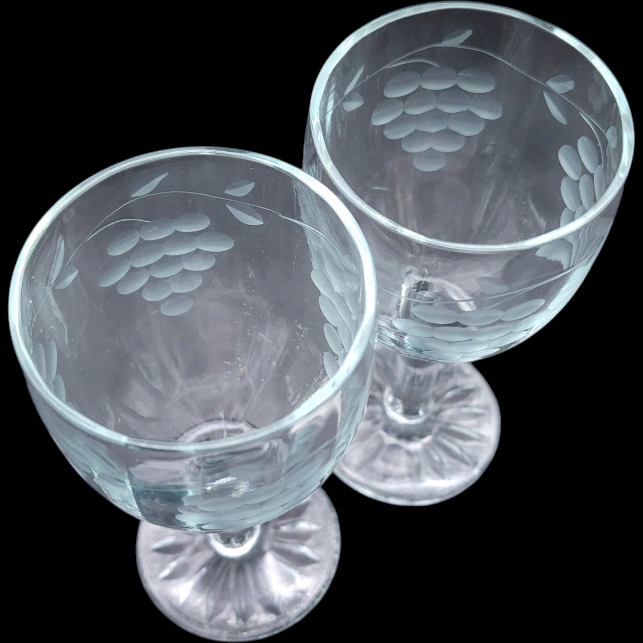 Standard Glass Etched Grape Clear Wine Glasses Set of 2