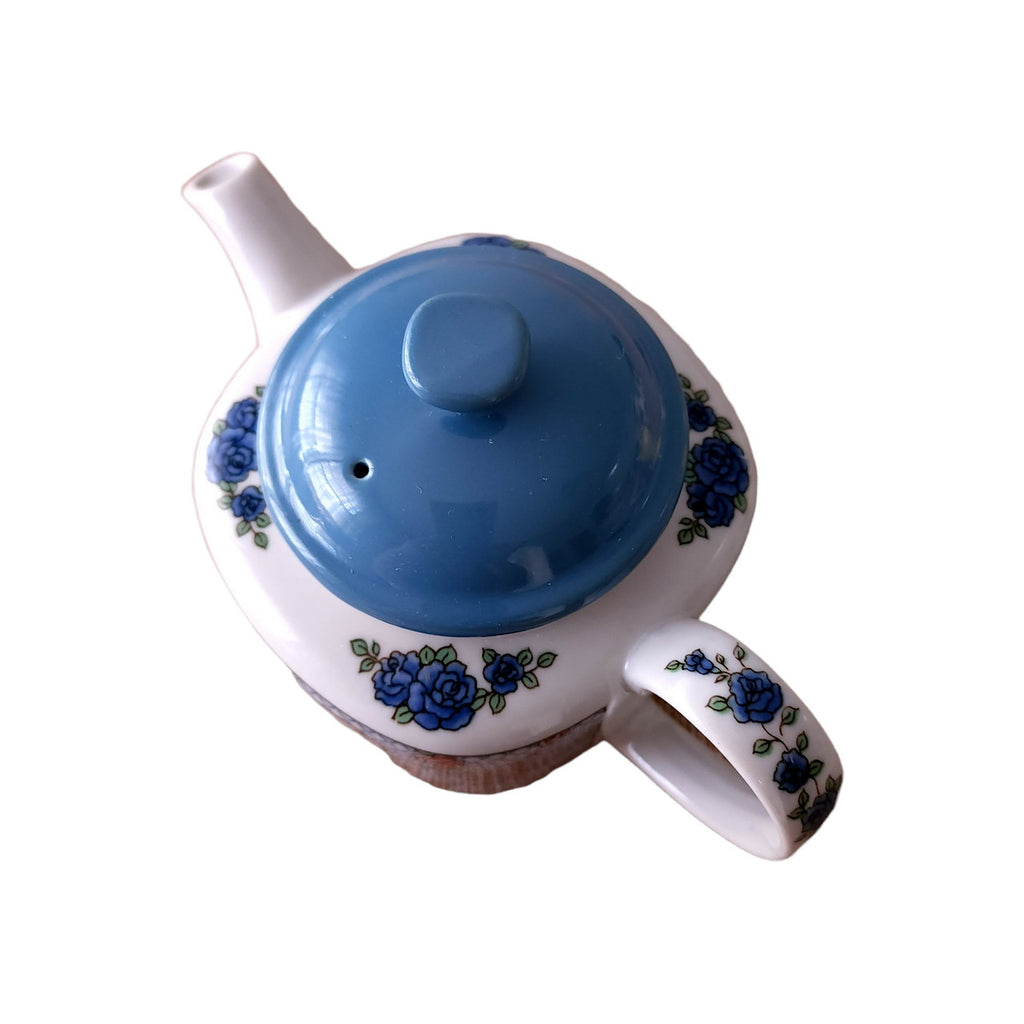 TAKAHASHI San Francisco Hand Decorated Cow and Lamb Teapot Japan