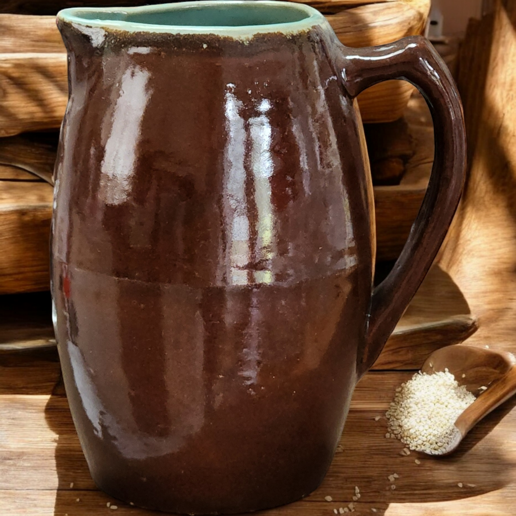 Taylor, John B Country Fare Green All Glazed Bottom 56 Oz Pitcher