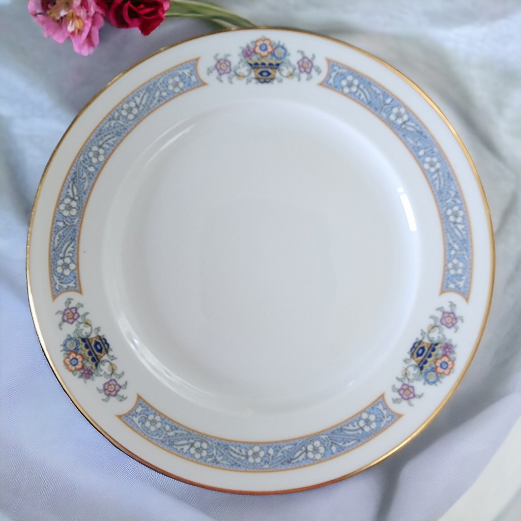 Thomas The Brunswick Blue Band Flower Basket Smooth Dinner Plate