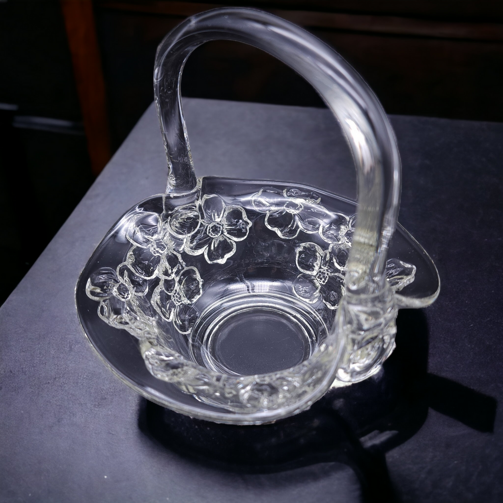 Tiara Clear Dogwood Blossom No Trim Handled Basket