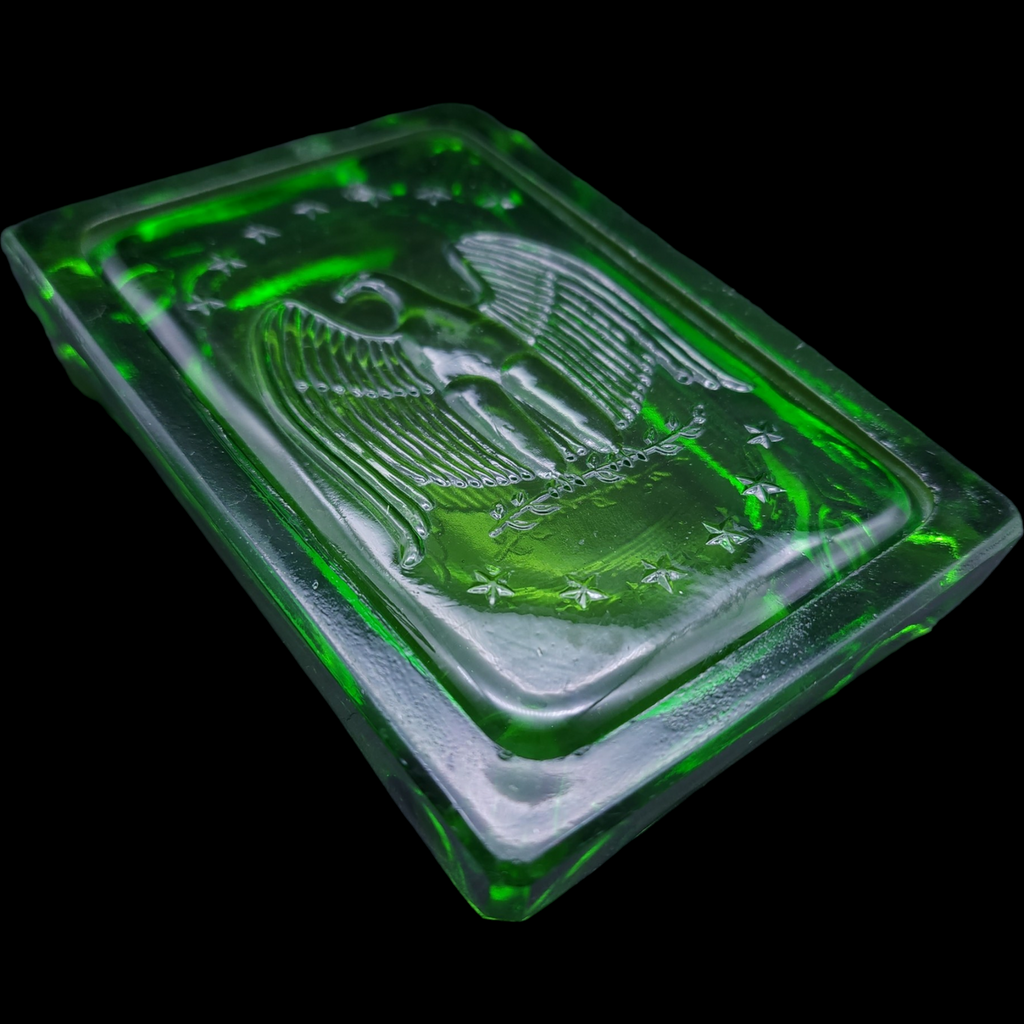 Tiara Indiana Glass Emerald Green Embossed American Seal Eagle Stars Ashtray