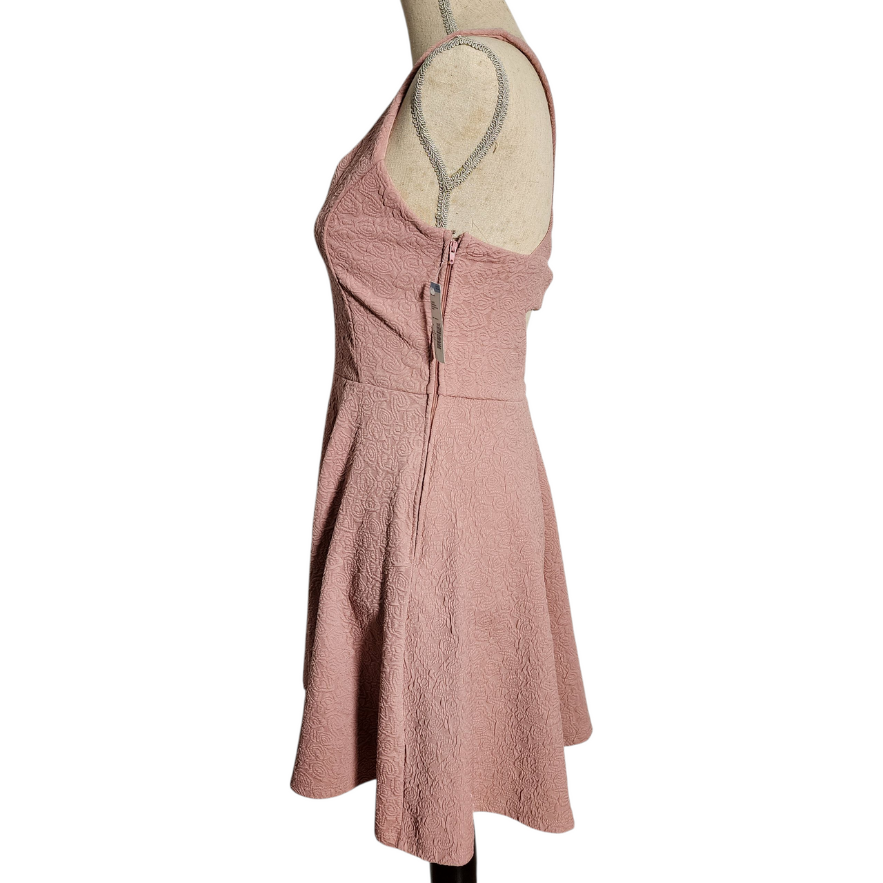 Trixxi Mauve Pink Textured Fit & Flare Sleeveless Dress – Crisscross Open Back, Size M
