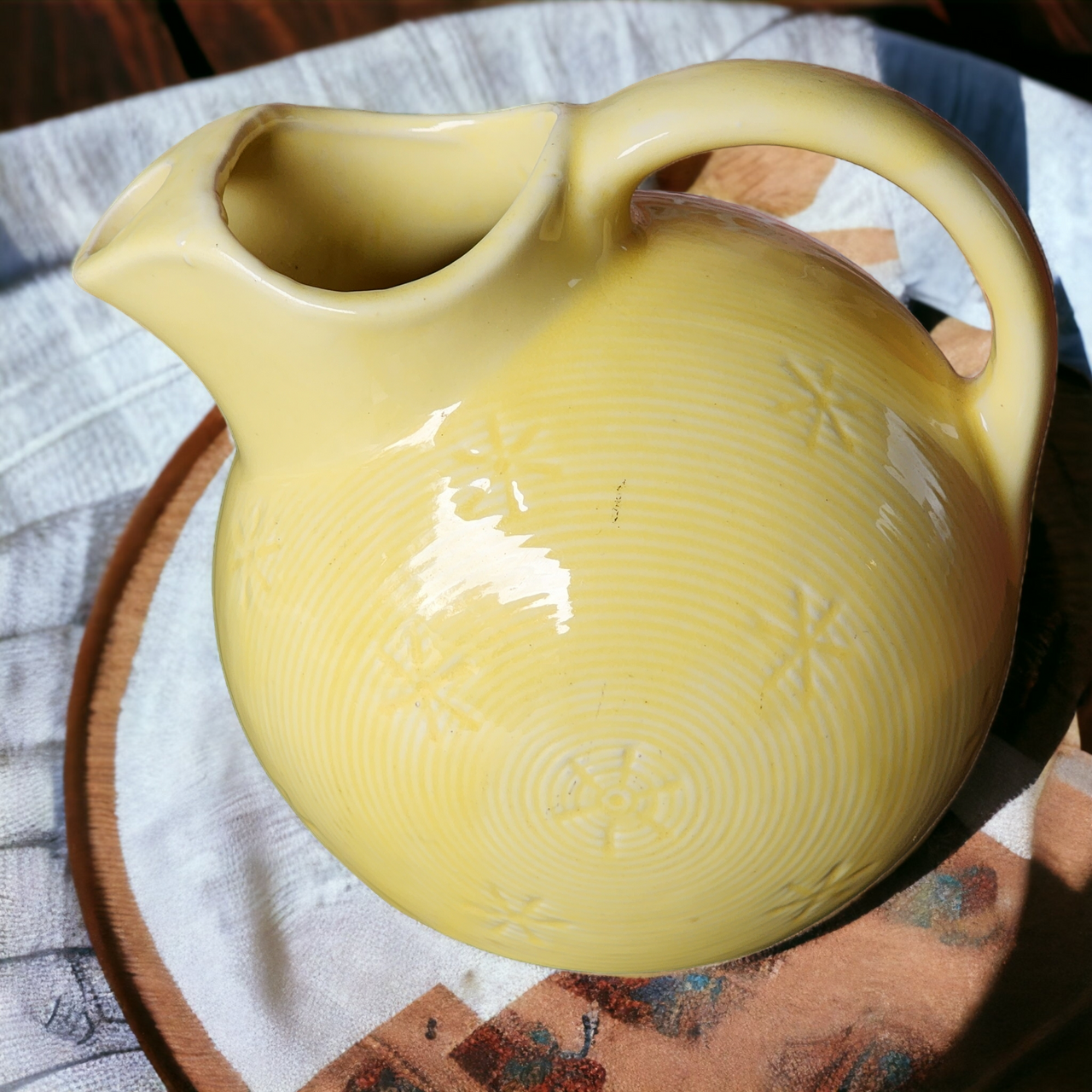 USA Pottery Canary Yellow Snowflake Pitcher Ball Jug with Ice Lip