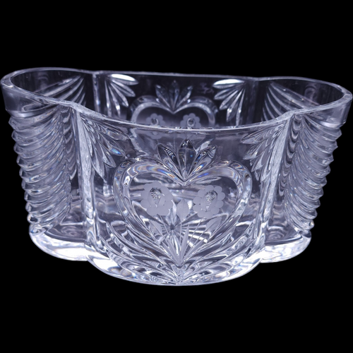 Unknown Manufacturer Swag Hearts Floral Lead Crystal Flower Vase