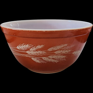 Vintage Pyrex Autumn Harvest 1.5 Qt Mixing Bowl #402