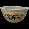 Vintage Pyrex Homestead 1.5 Qt Mixing Bowl #402