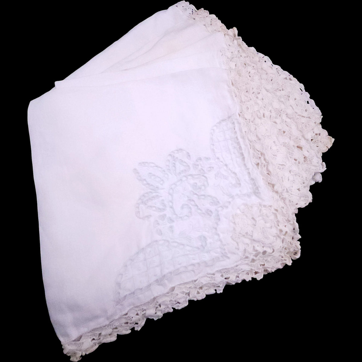 Vintage White Cotton Napkins with Crochet Lace Trim Set of 5 Embroidered Table Linens