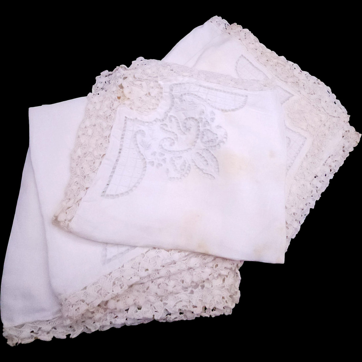 Vintage White Cotton Napkins with Crochet Lace Trim Set of 5 Embroidered Table Linens