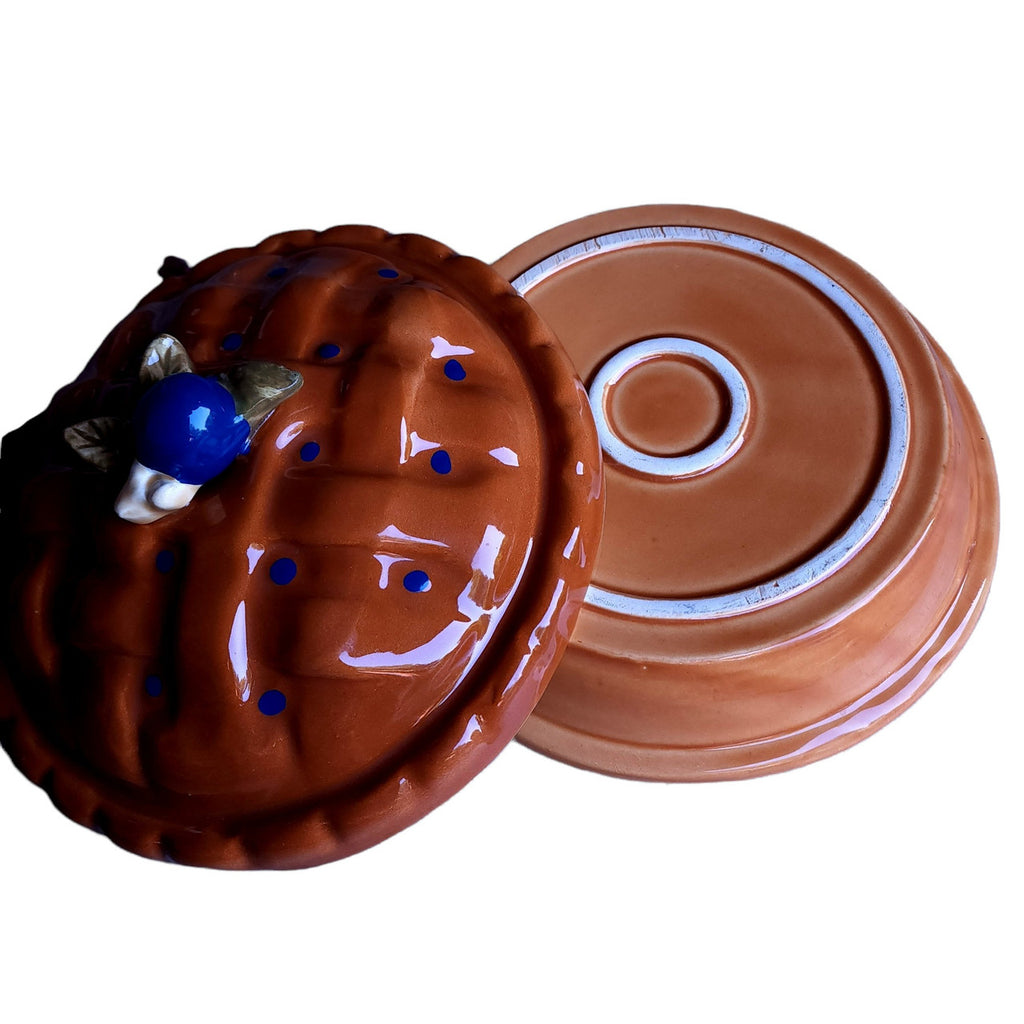 Vintage Ceramic Blueberry Covered Pie Plate Baking Dish