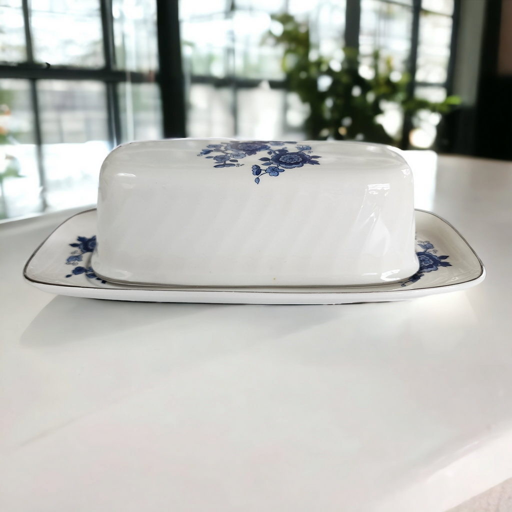 Wedgwood Royal Blue Floral Center Swirled Rim  1/4 Lb Covered Butter